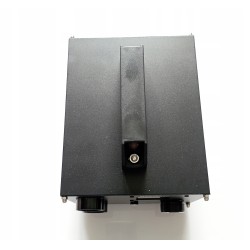 Professional capacitor spot welder for 18650, 21700 and 26650 cells