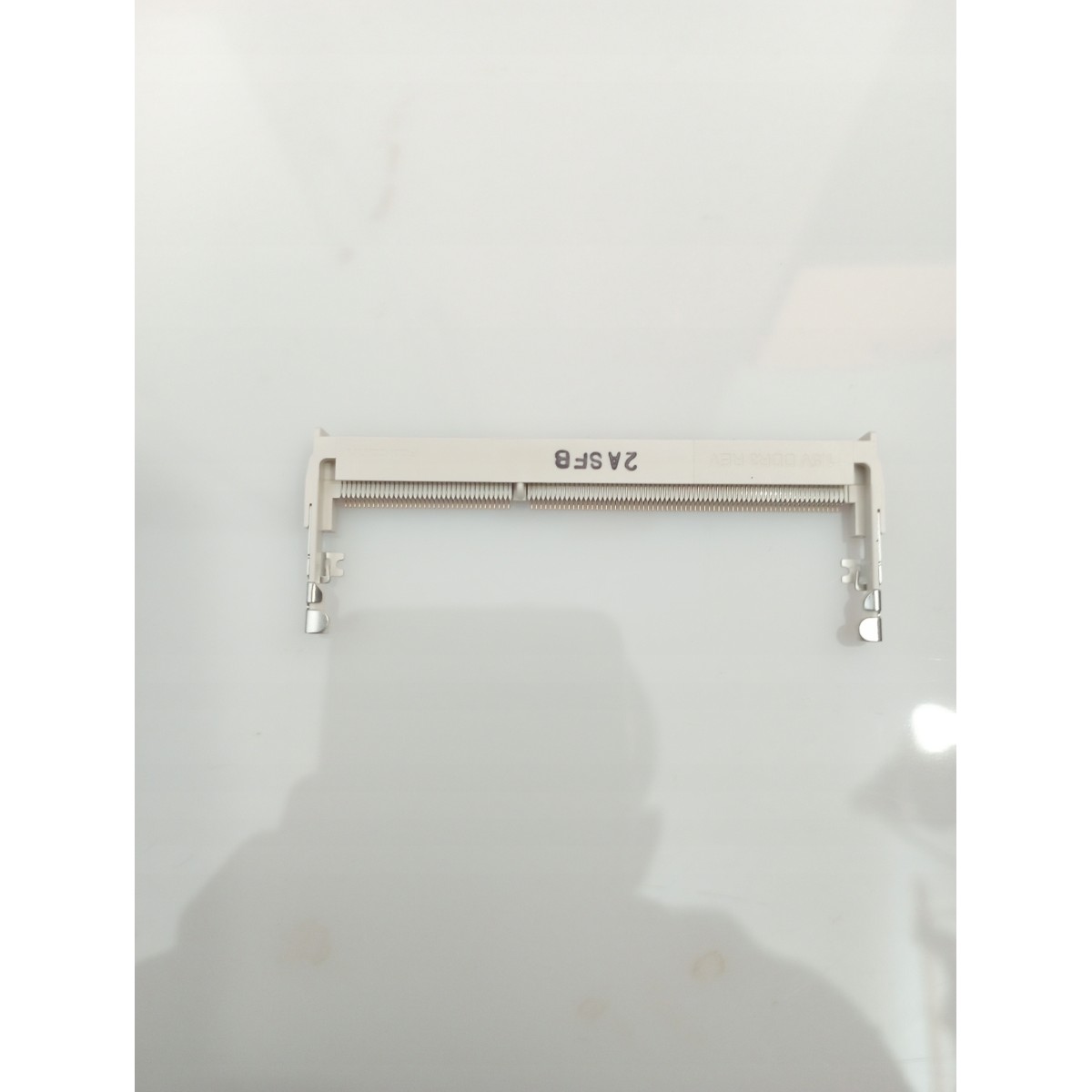 Left-side DDR3 laptop RAM socket, height 5 mm