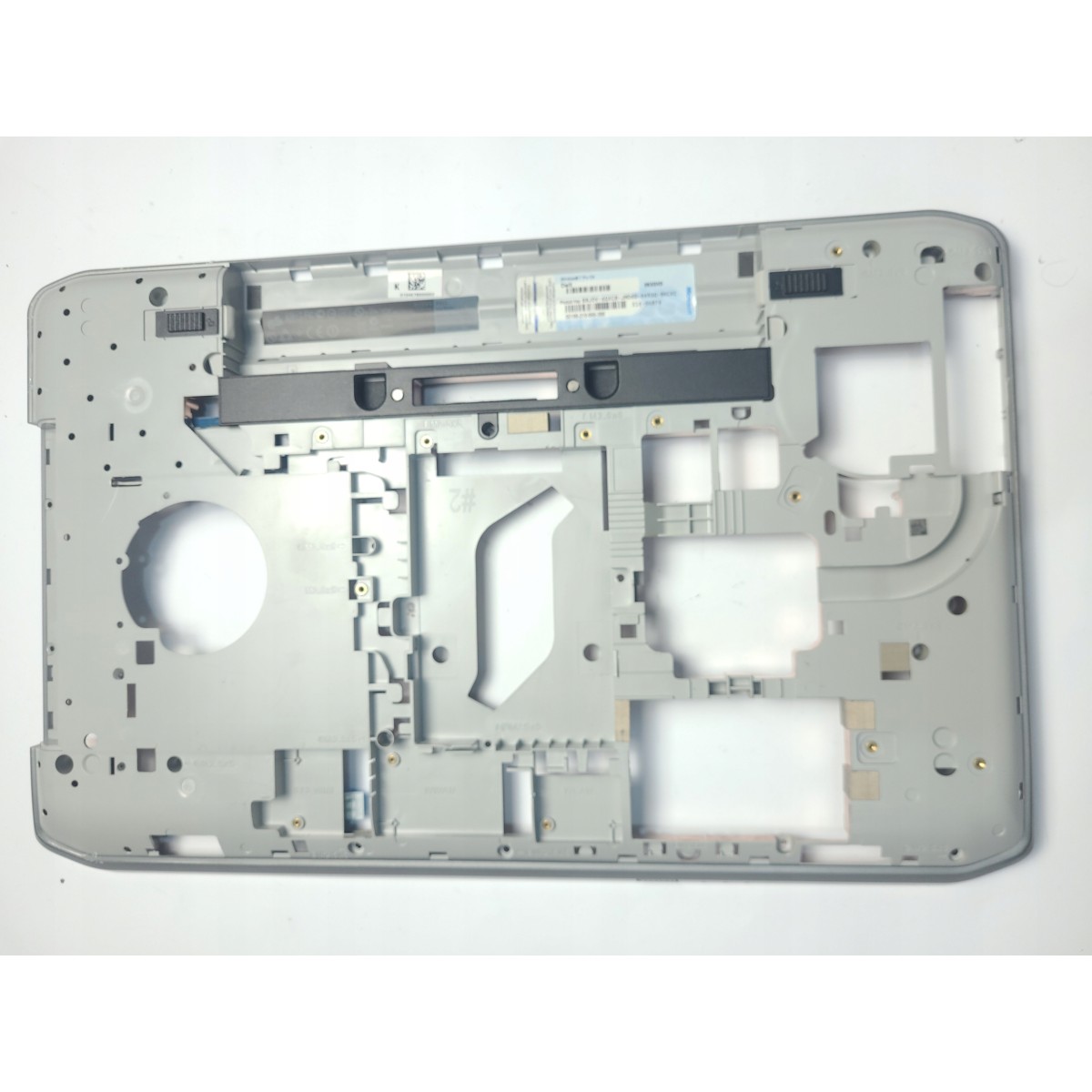 Lower case of Dell Latitude E5530 in working order