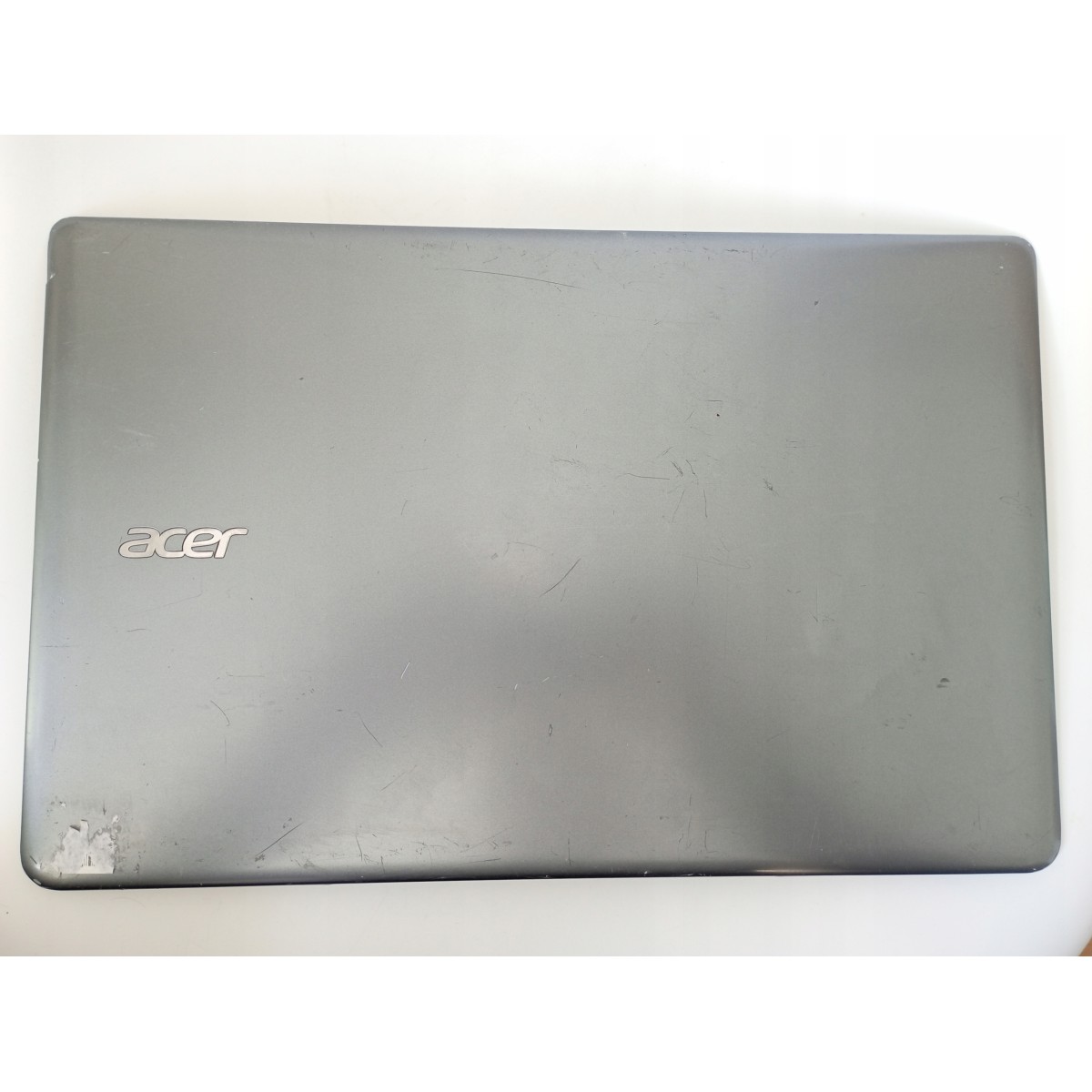 Acer Aspire E1-572G E1-570G LCD matrix cover in working order