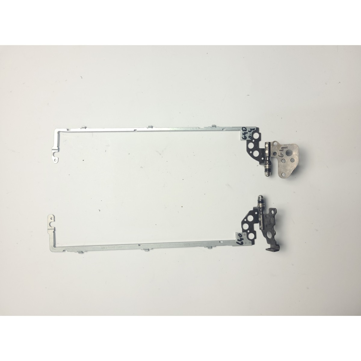 Zawiasy matrycy LCD do HP Probook 640 G4 sprawne