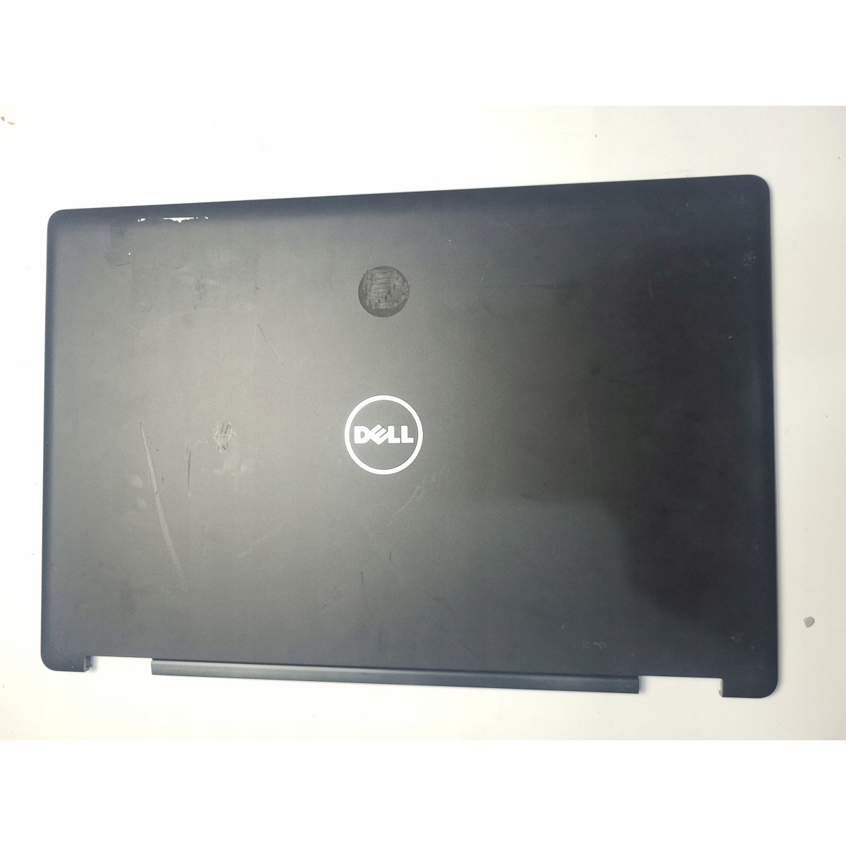 Dell Latitude 5580 LCD matrix cover in working order