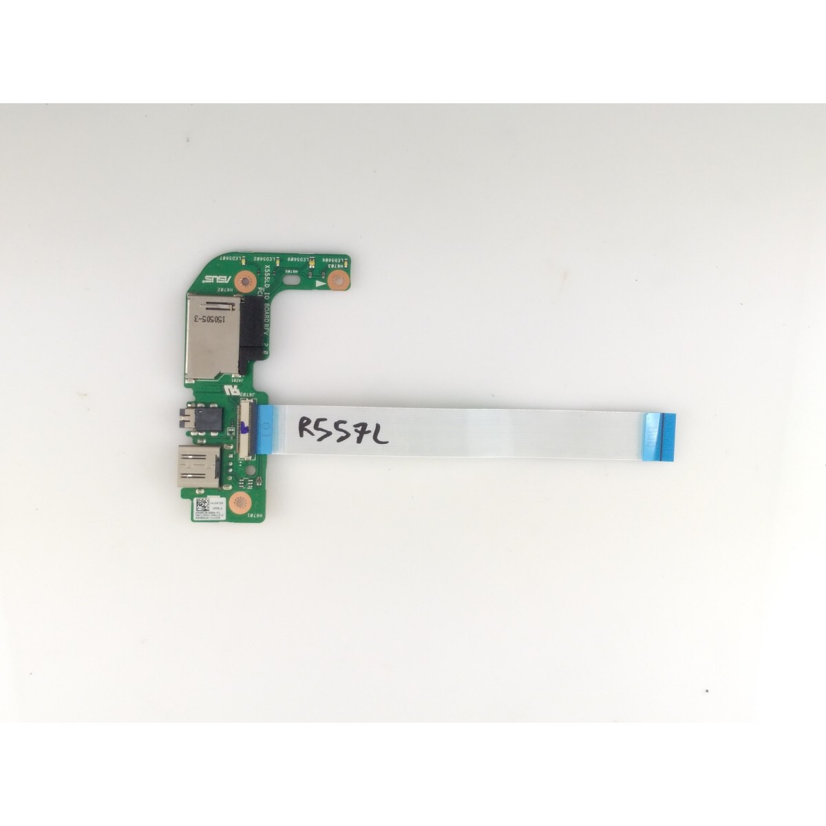 USB Audio Card for Asus R557L