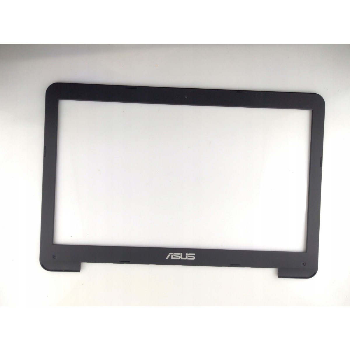 LCD matrix frame for Asus R557L and others, in working condition
